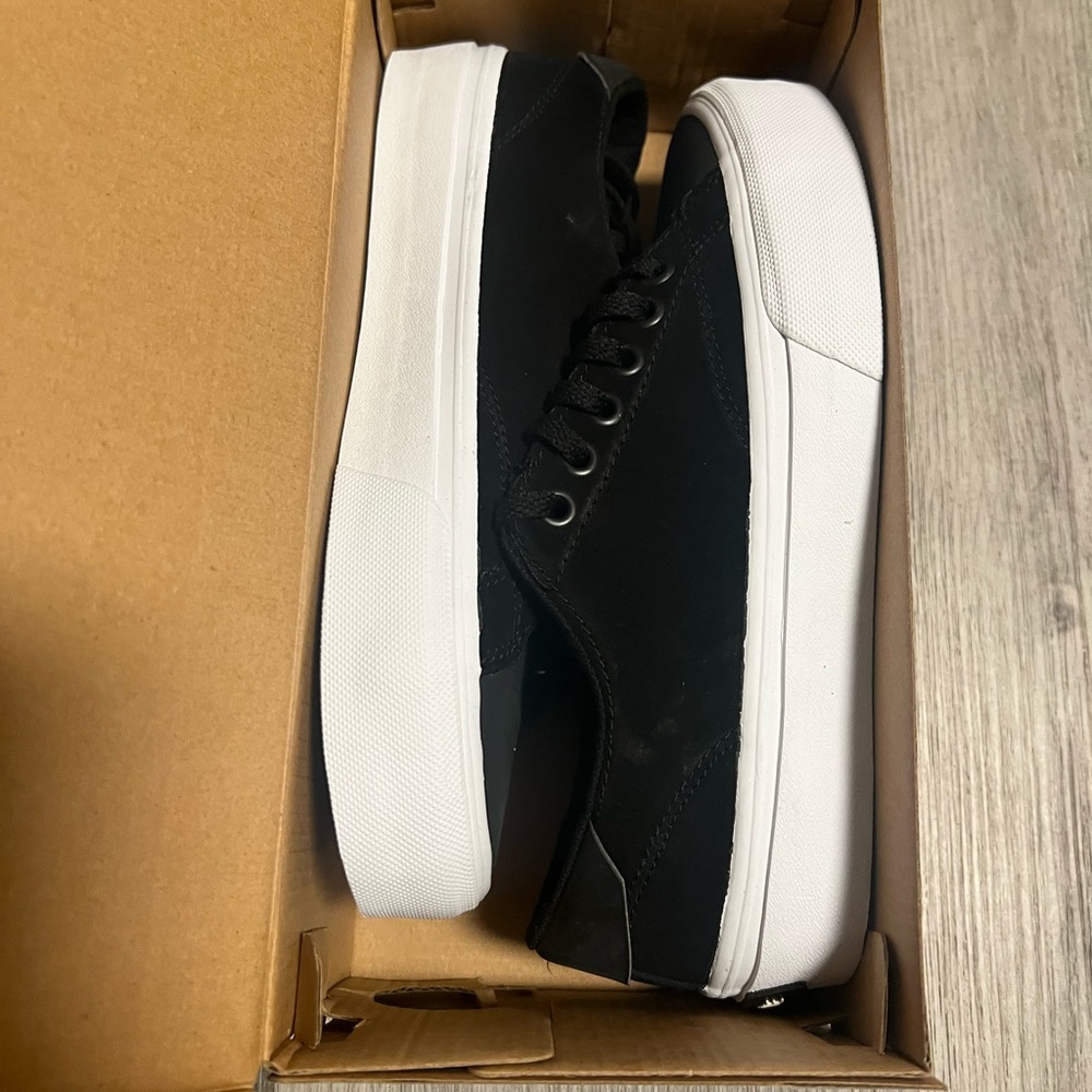Straye Stanley dixon black suede